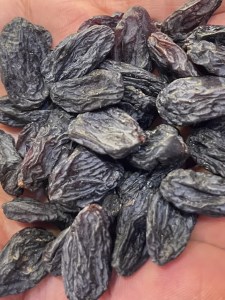 کشمش پلویی سیاه گلستان فله