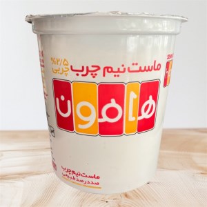 ماست نیم چرب هامون900